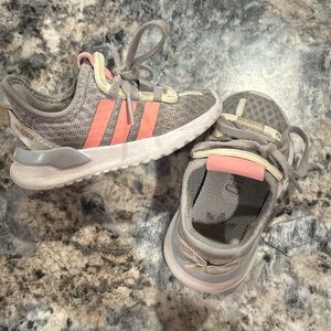 Adidas Toddler Shoes/Sneakers Size 5